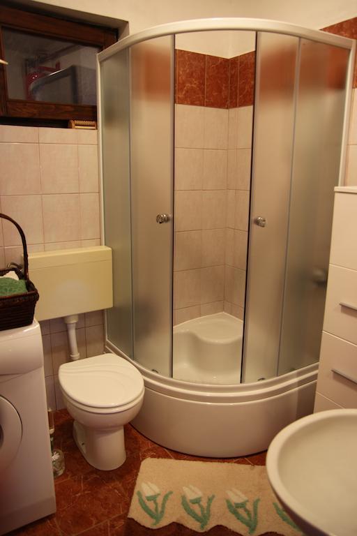 Apartment Eva Rakovica Zimmer foto